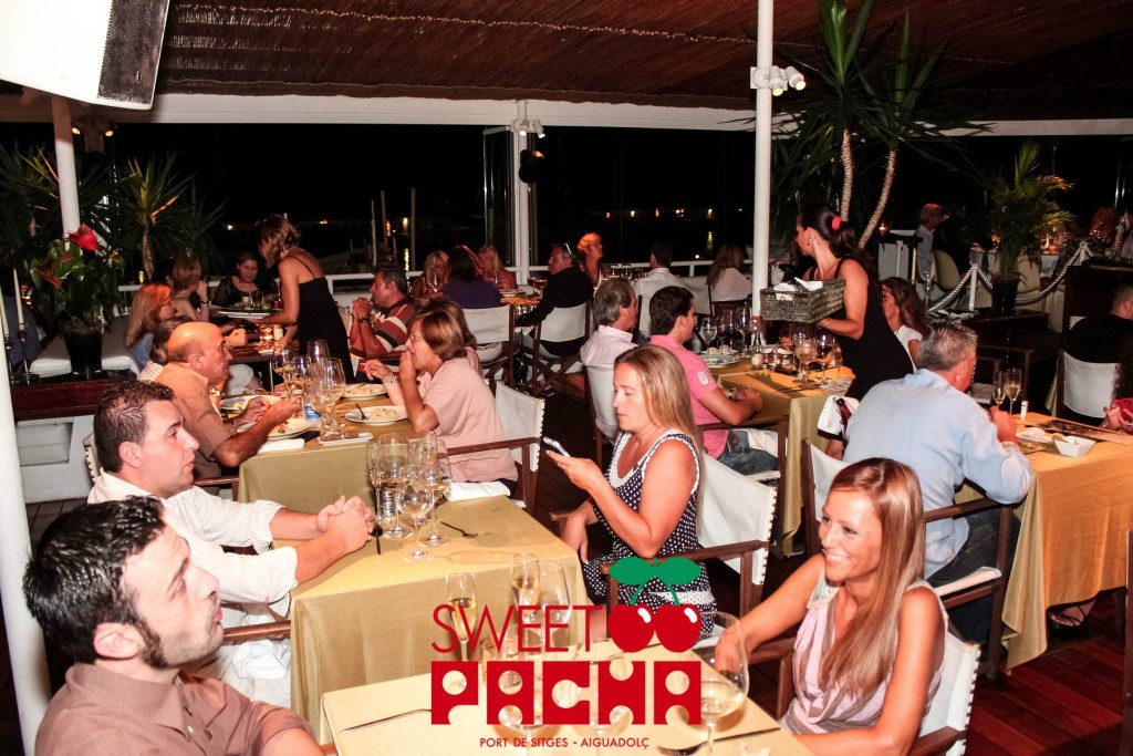 Sweet Pacha Sitges - En esta foto también salimos nosotros ;-)