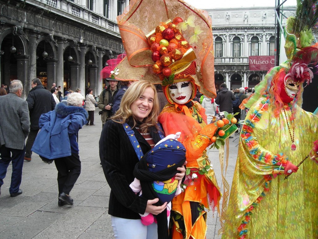 Concurso de disfraces en la plaza Sant Marcos de Venecia