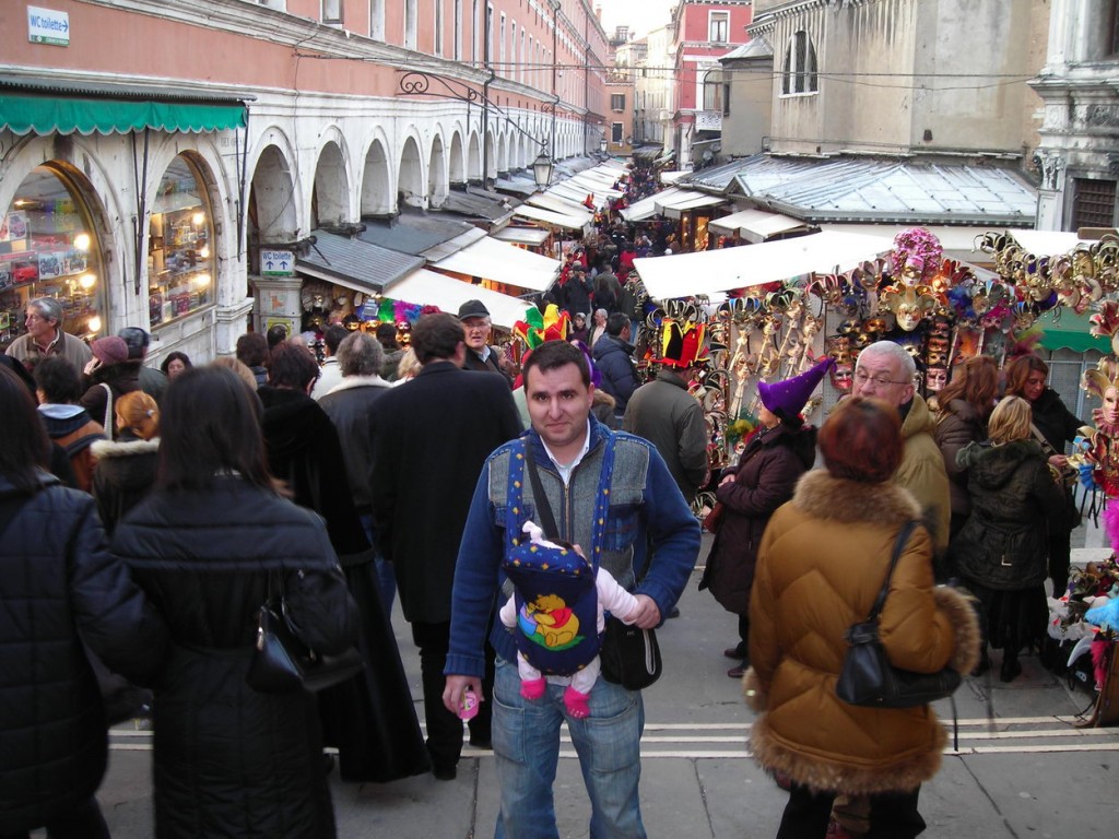 calles, puentes y canales de venecia en carnaval