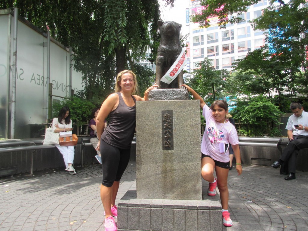 Monumento a Hachiko Shibuya Tokio Japon